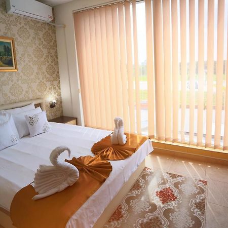 Garni Hotel Saradis Крушевац Экстерьер фото