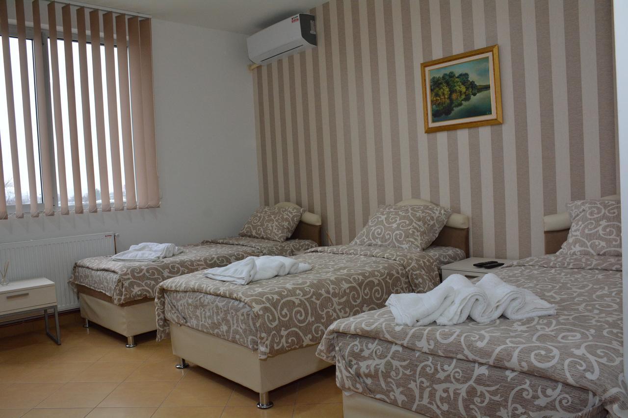 Garni Hotel Saradis Крушевац Экстерьер фото