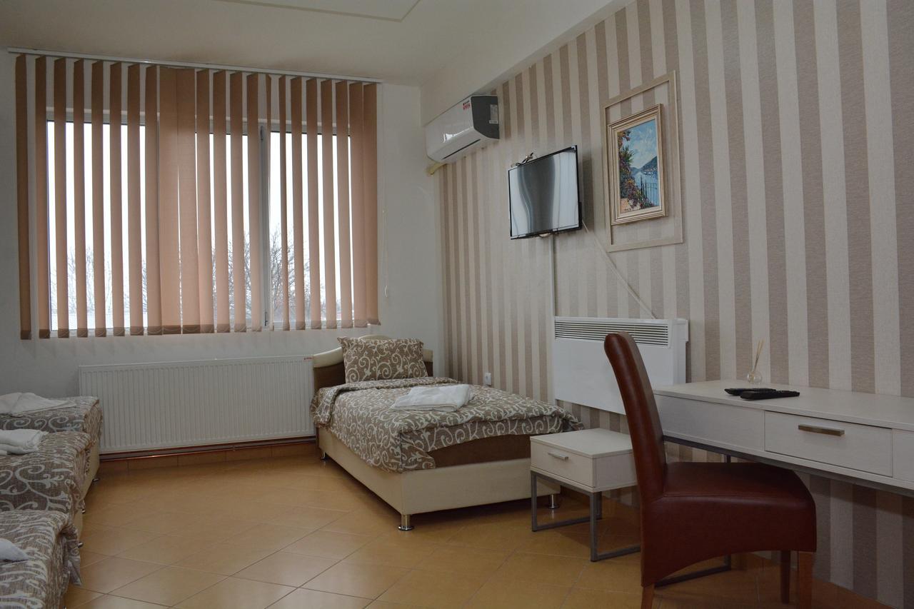 Garni Hotel Saradis Крушевац Экстерьер фото