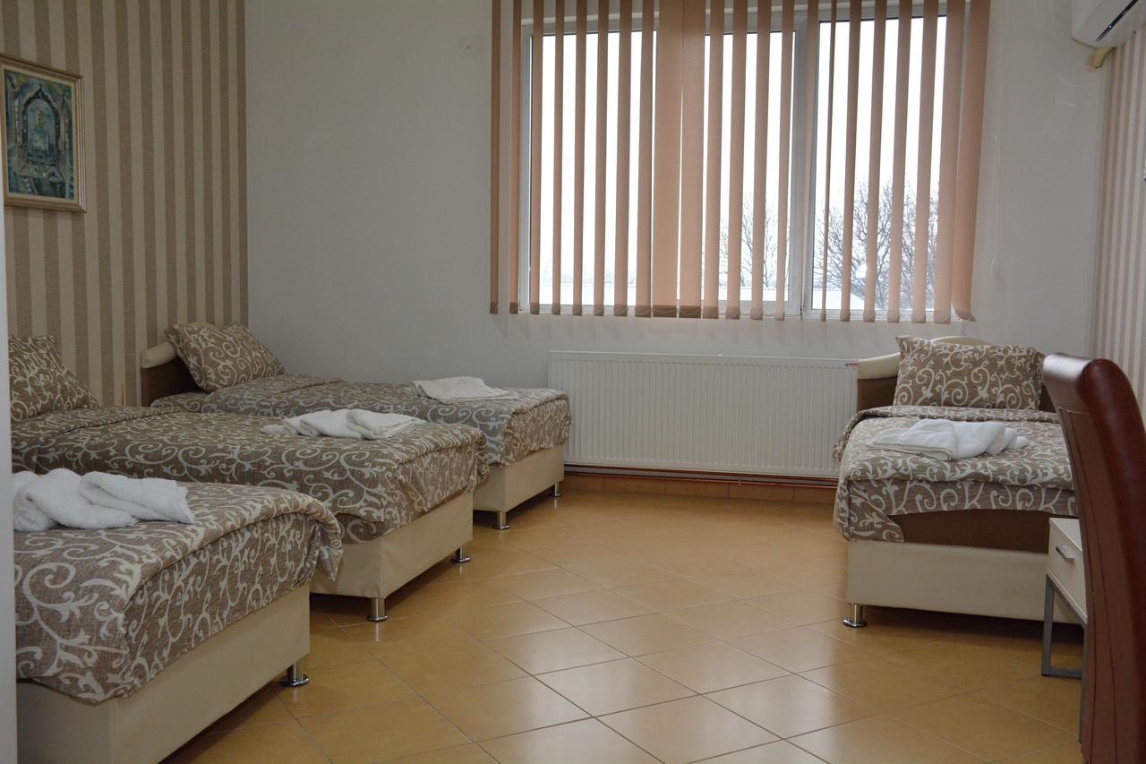Garni Hotel Saradis Крушевац Экстерьер фото