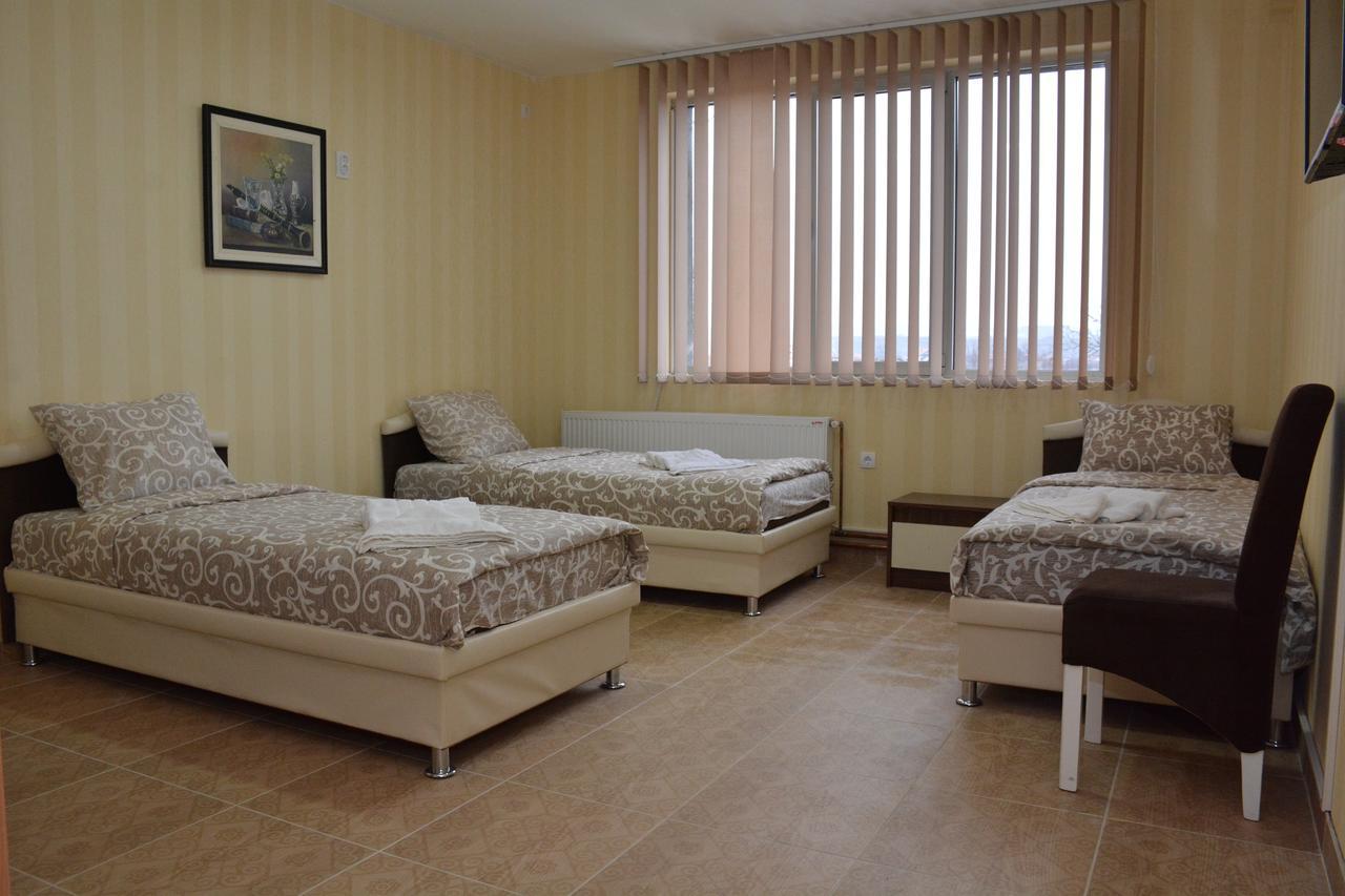Garni Hotel Saradis Крушевац Экстерьер фото