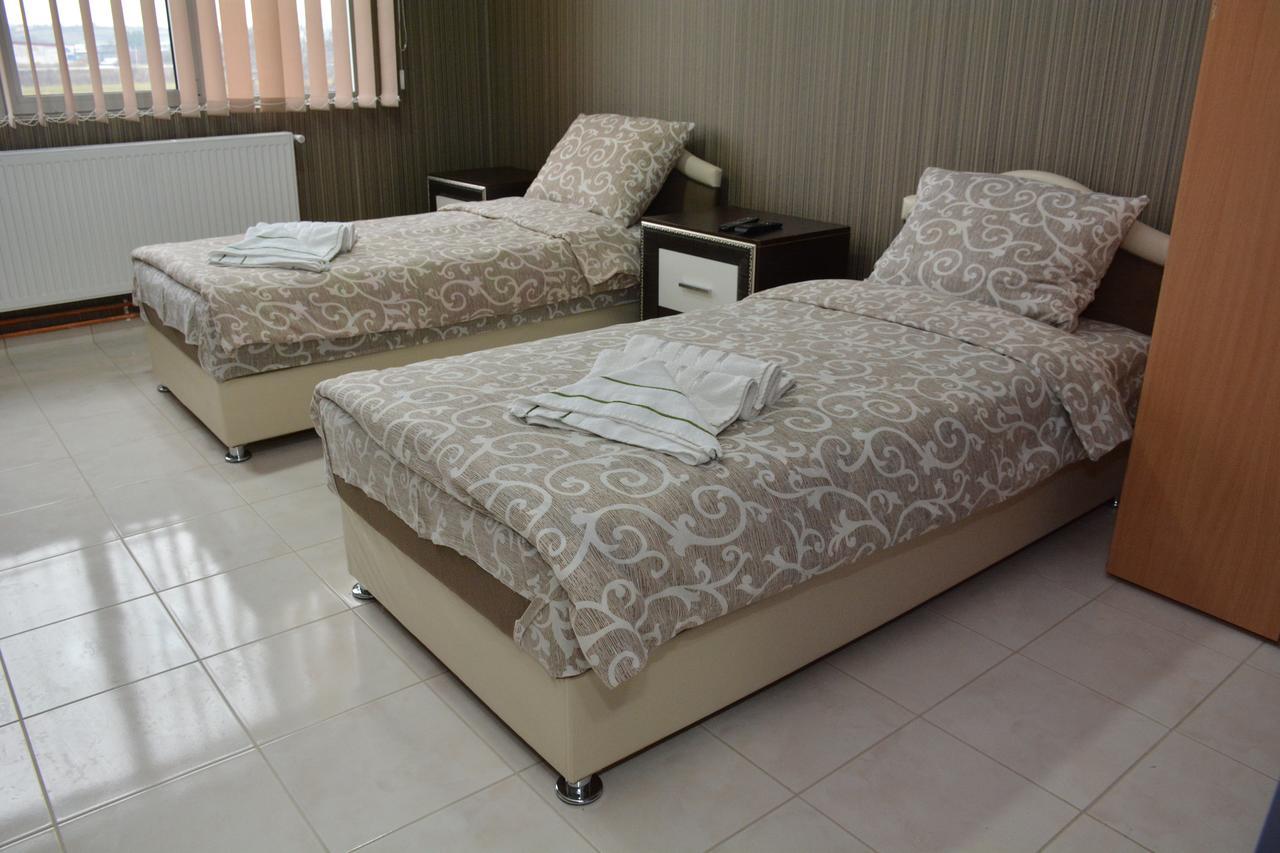 Garni Hotel Saradis Крушевац Экстерьер фото