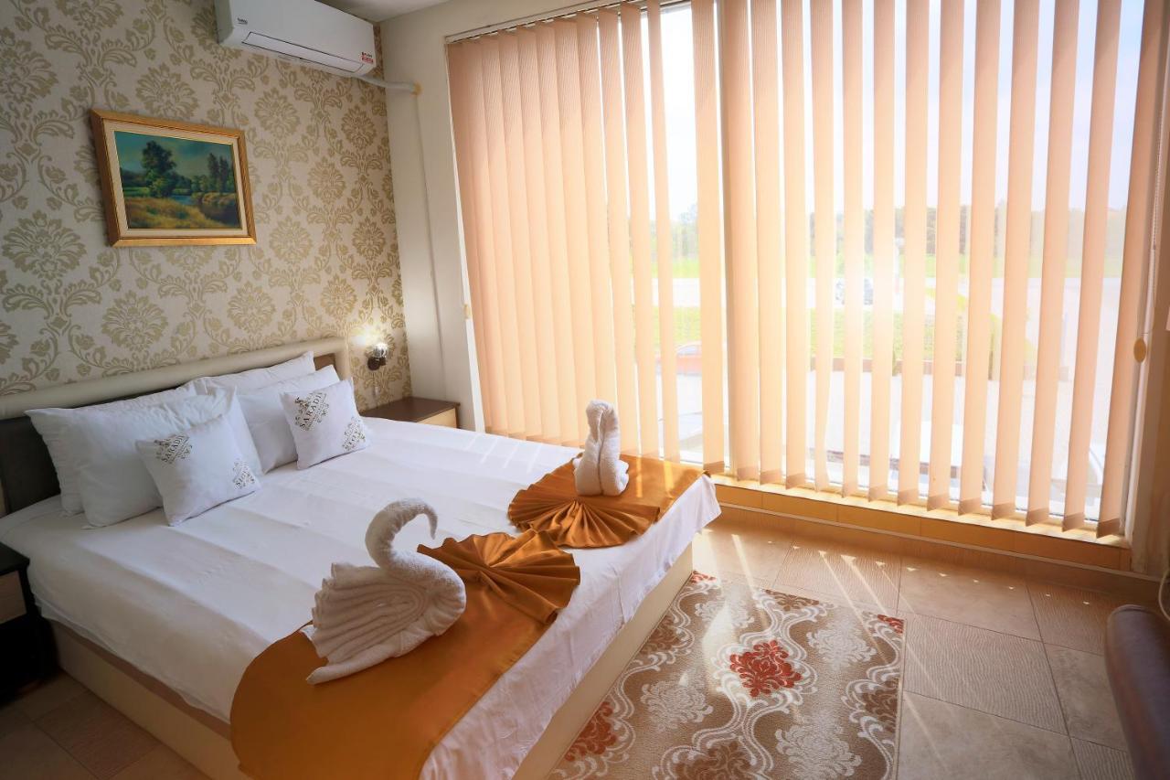 Garni Hotel Saradis Крушевац Экстерьер фото